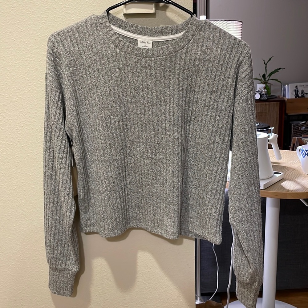Wilfred top